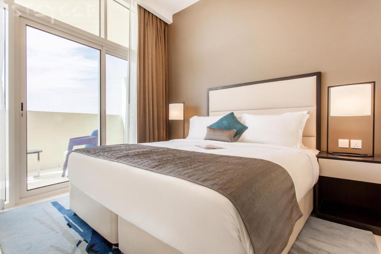 Staycae Holiday Homes - Tower 108 Dubai Eksteriør billede
