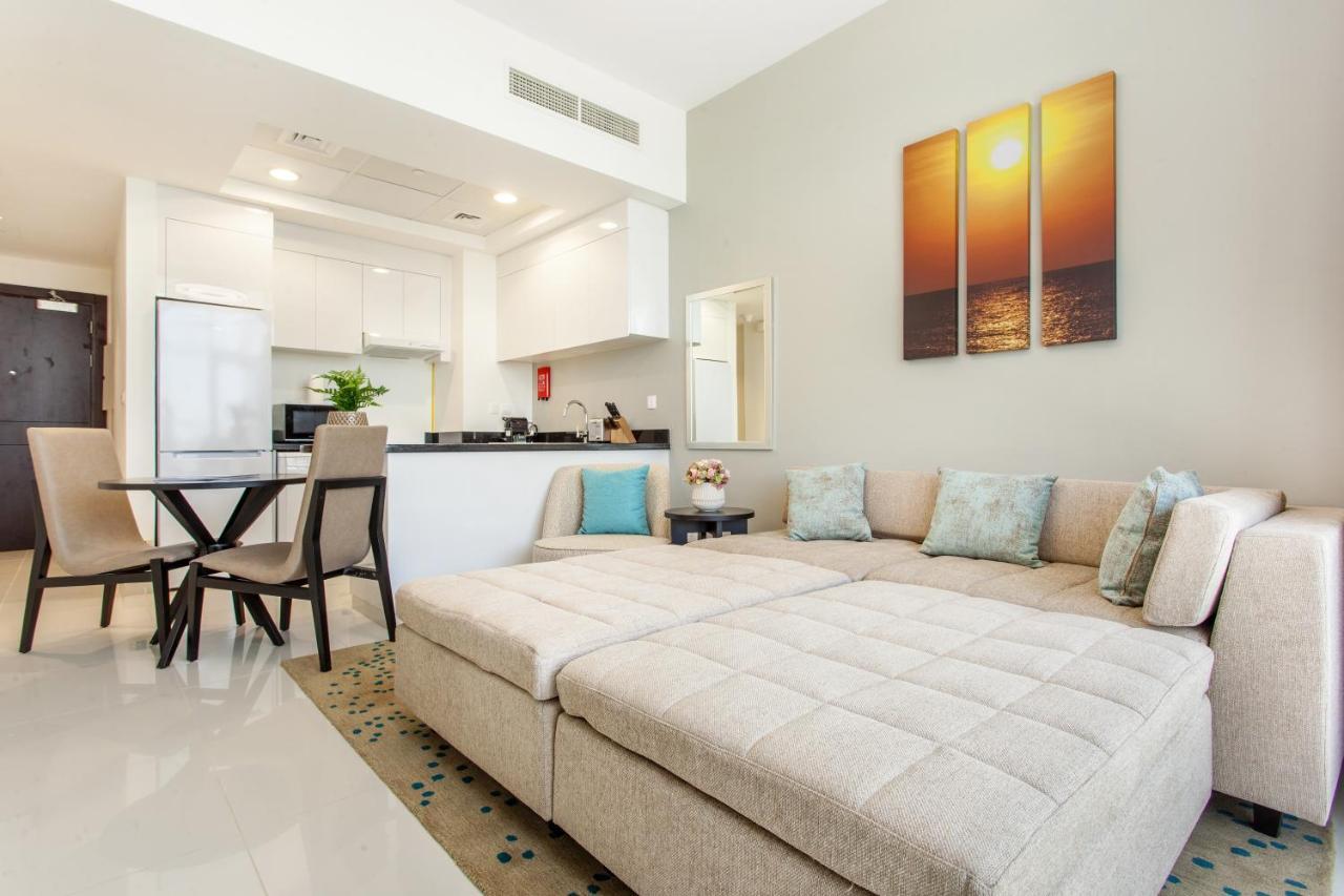 Staycae Holiday Homes - Tower 108 Dubai Eksteriør billede